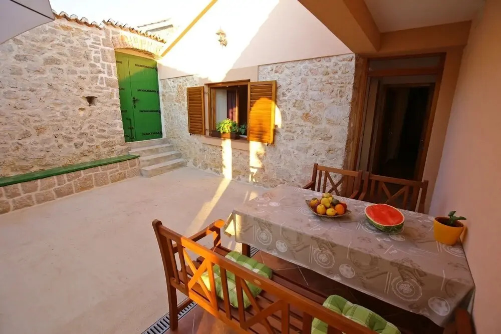 Josa - 350 m From sea - A1