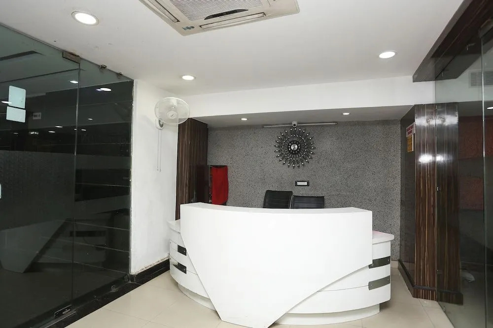 Hotel Galaxy by OYO Rooms