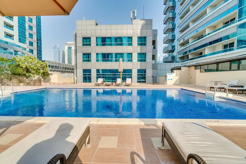 2 Bedroom Apartment Marina
