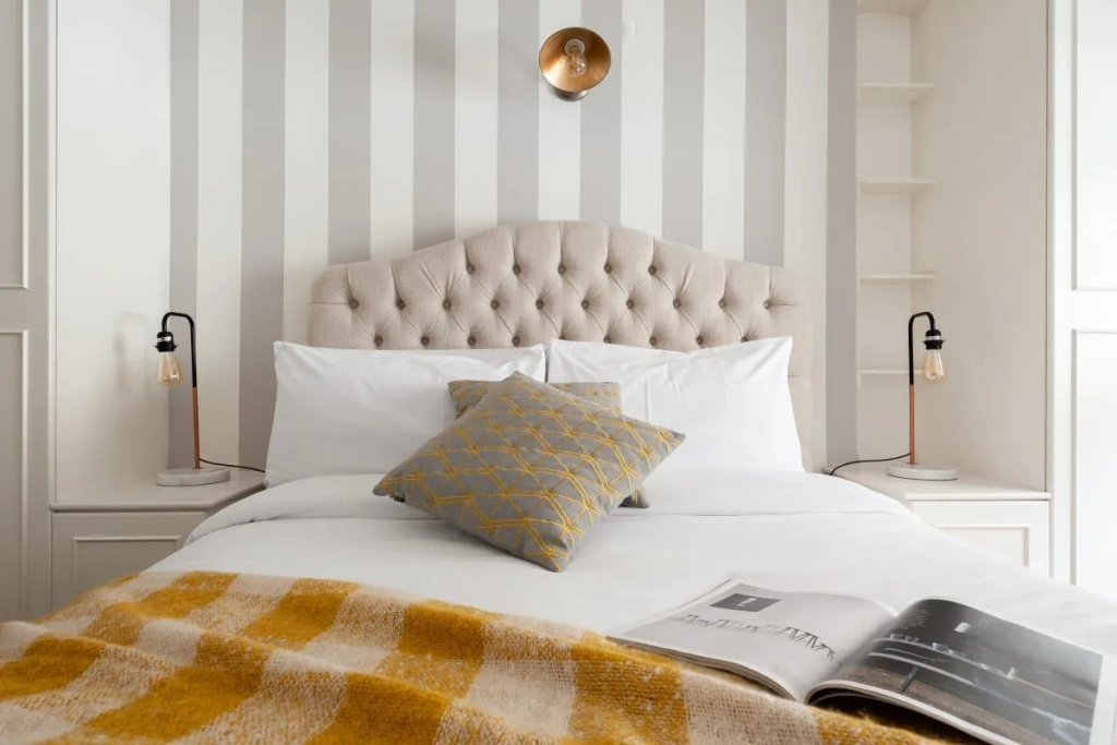 The South Kensington Mews - Lovely & Bright 5BDR Kensington Mews