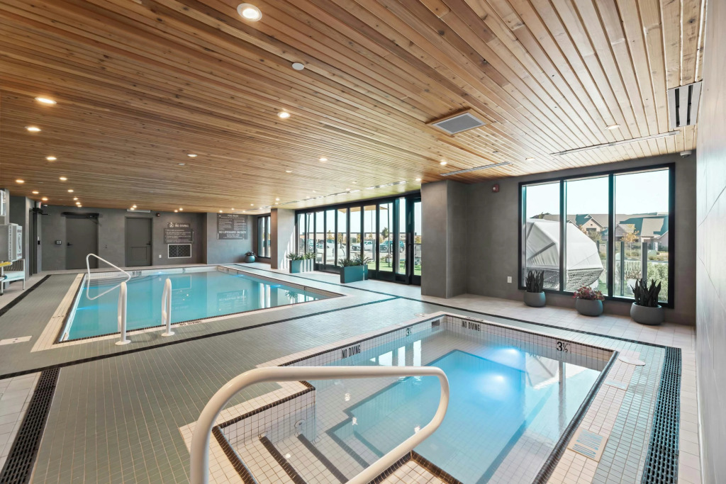 Sandman Signature Dallas Las Colinas Hotel & Suites