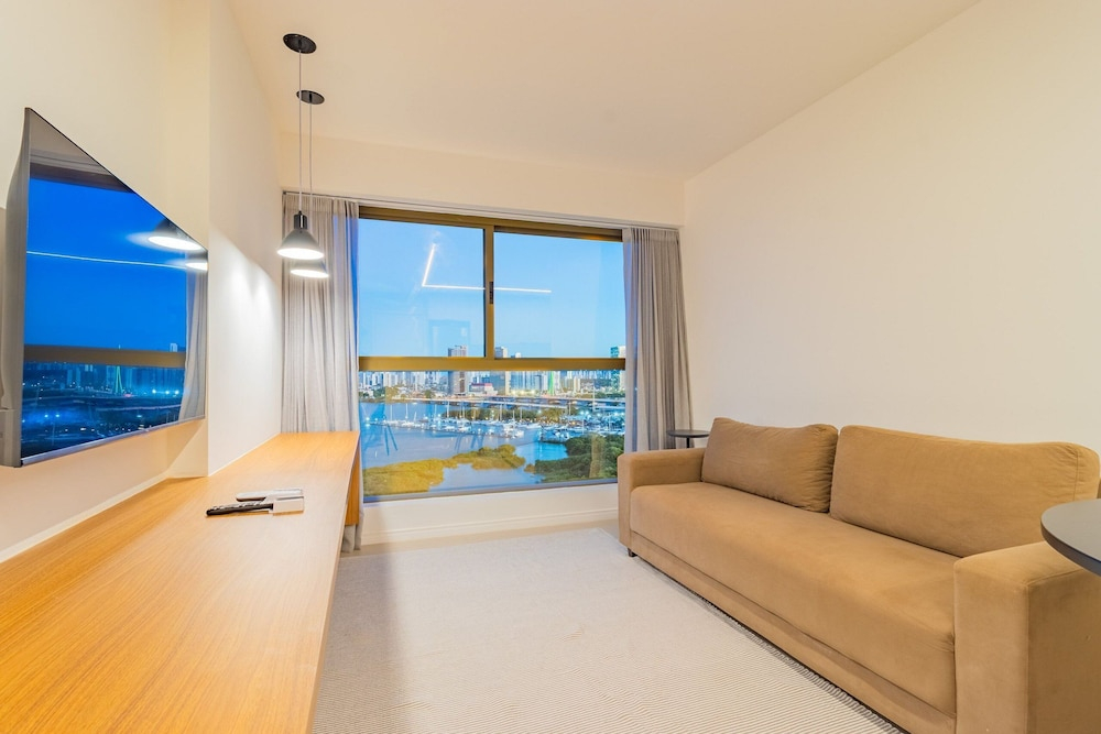 Parque do Cais #1210 - Apt With a View by Carpediem