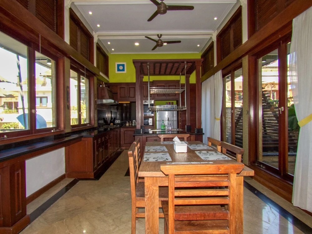 Dynasty Estate