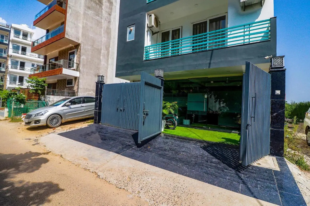 Fabhotel Kiara The Private Suites