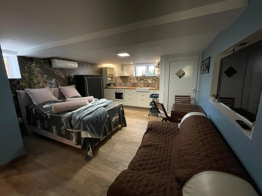Studio apartman Pod Room
