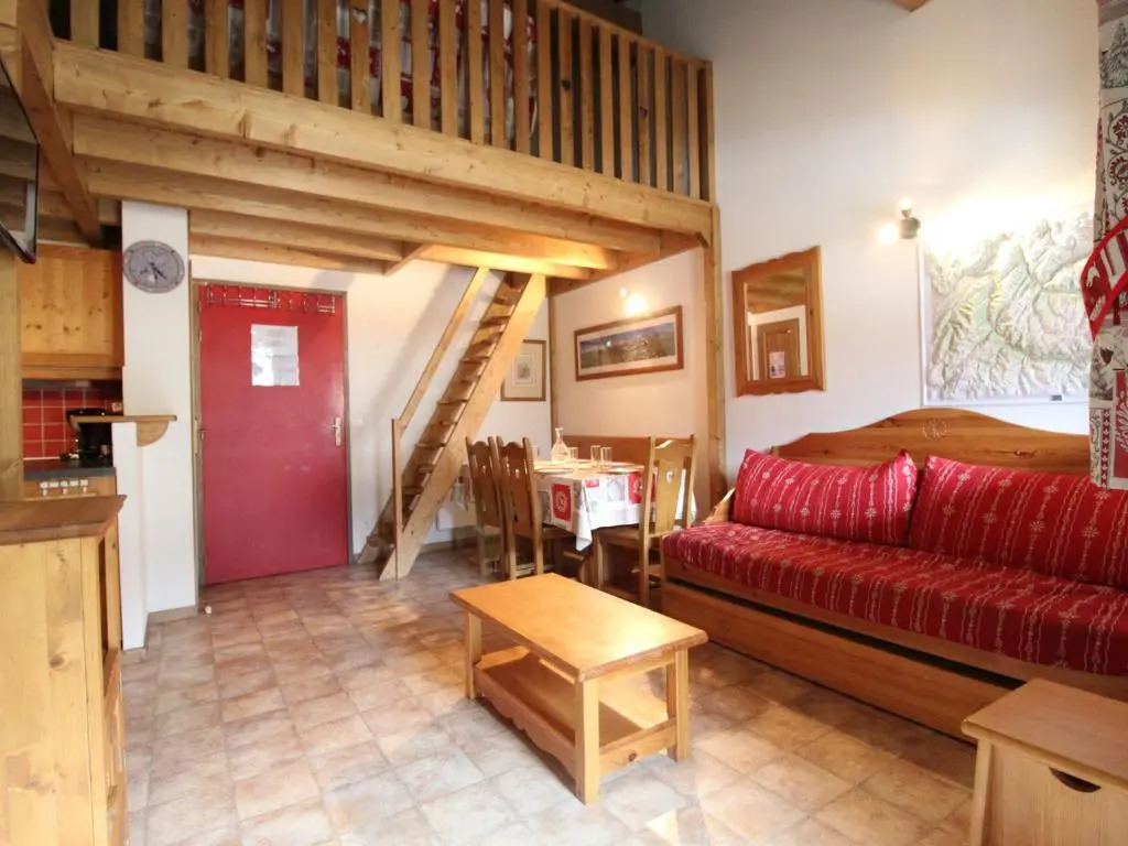 Appartement Lanslevillard, 3 pièces, 6 personnes - FR-1-508-44