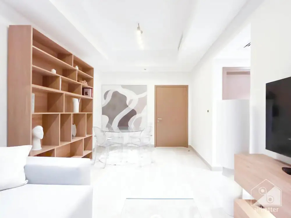 Gorgeous 1B Apt With Balcony in Azizi Fawad
