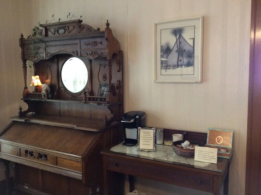 Crescent Lily Inn B&B