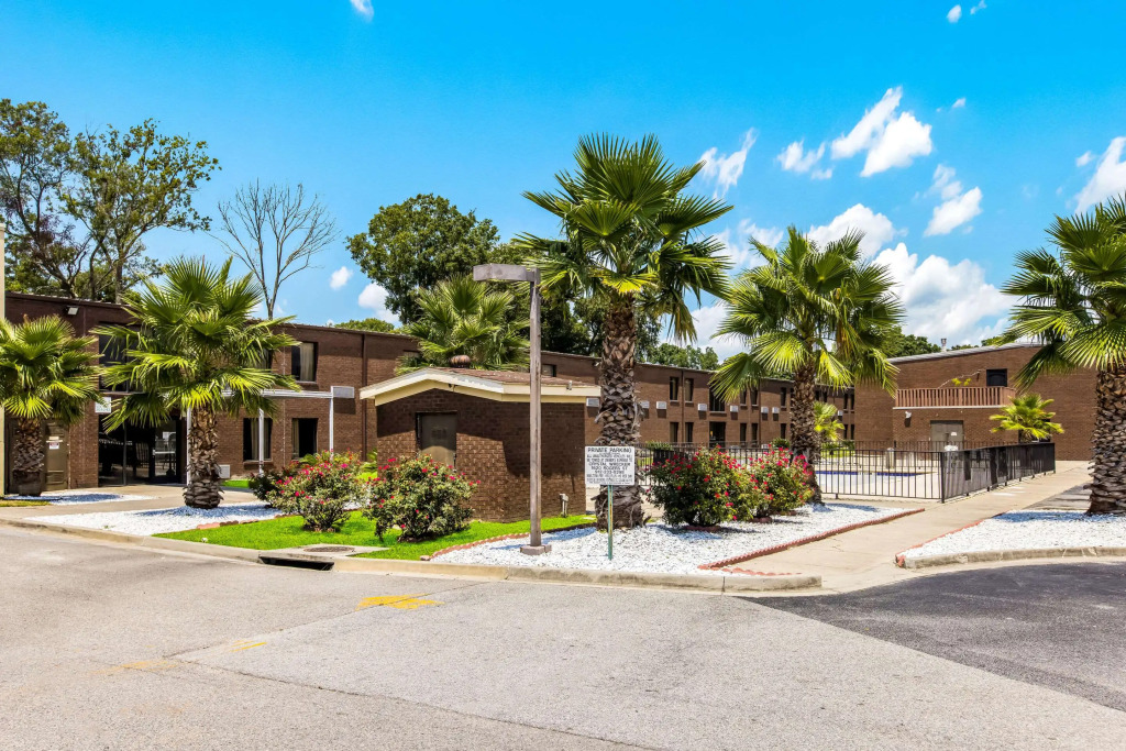 Econo Lodge Garden City - Savannah