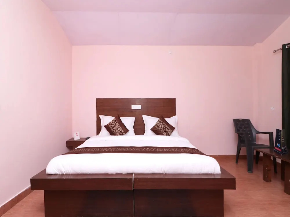OYO 14216 Benog Wildlife Resort