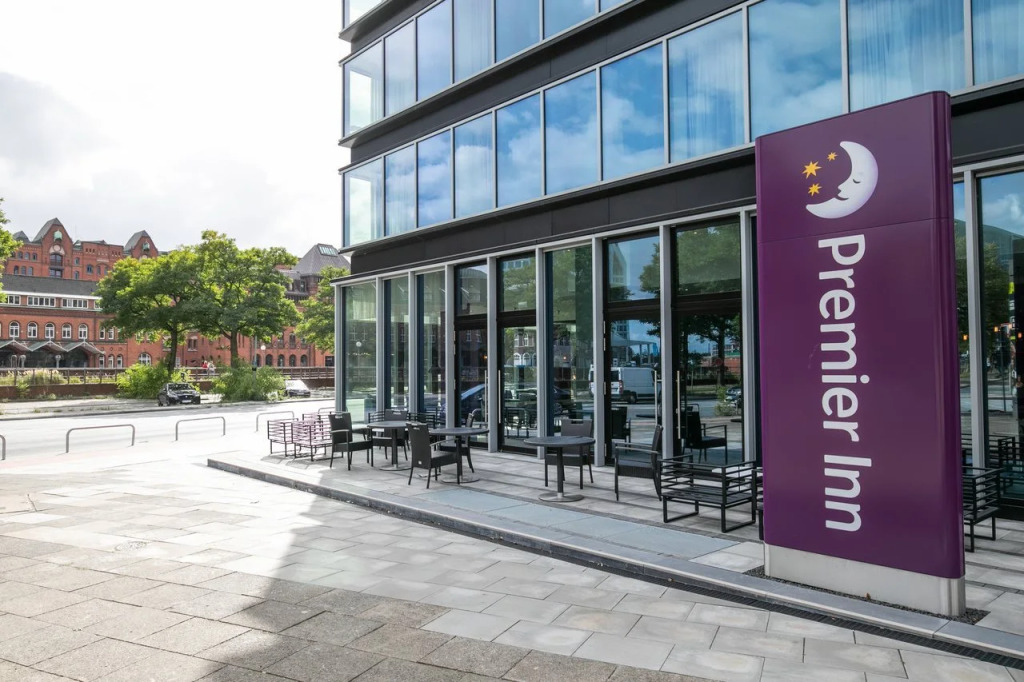 Premier Inn Hamburg City Centre