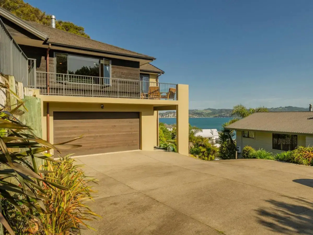 View from the Top - Whitianga Holiday Home