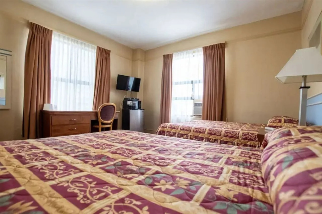 Stillwell Hotel