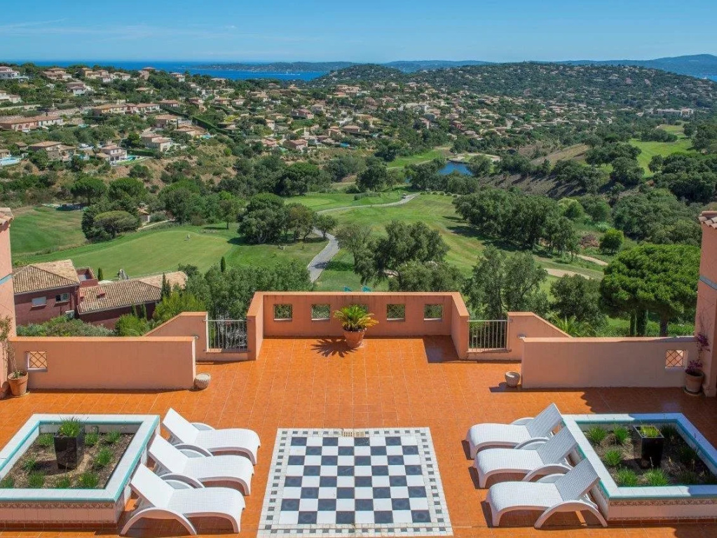 Amarante Golf Plaza