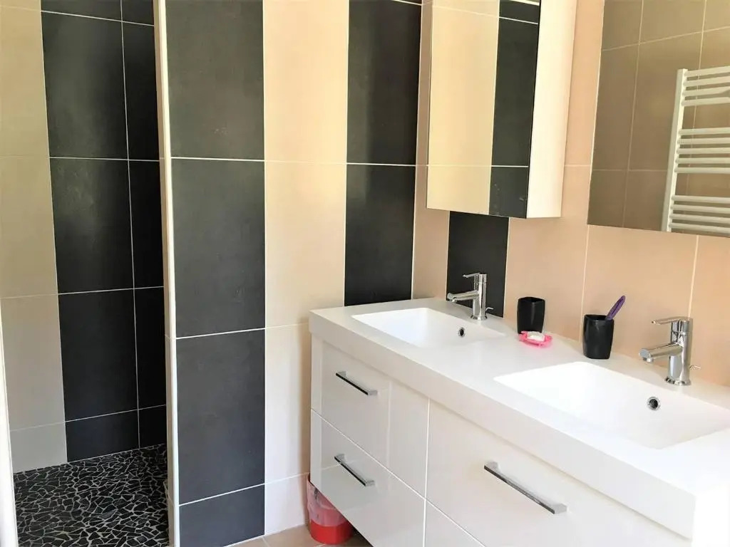 Maison Saint-Brevin-les-Pins, 5 pièces, 8 personnes - FR-1-392-126