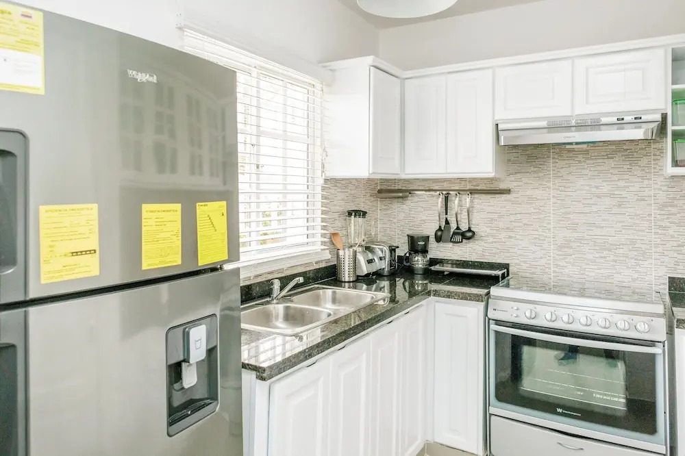 Palm Green Vacations Whitesands