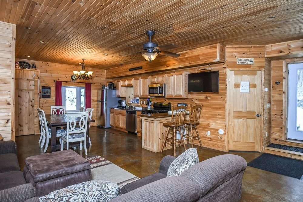 Hideout at Red Pines Holiday Home