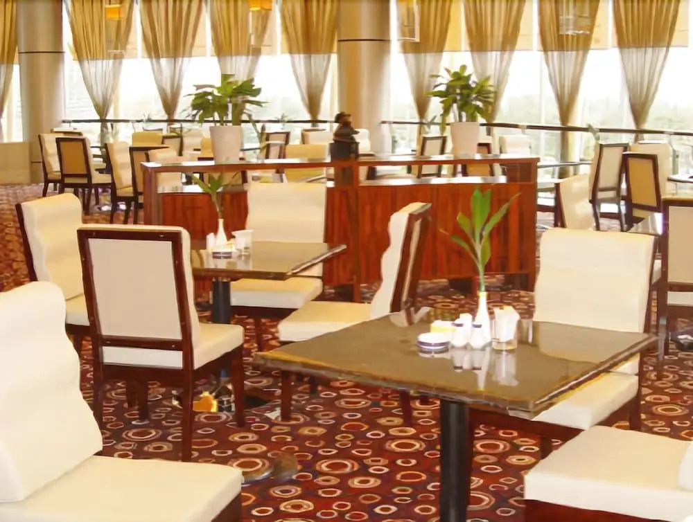 Hangzhou LongHill Hotel