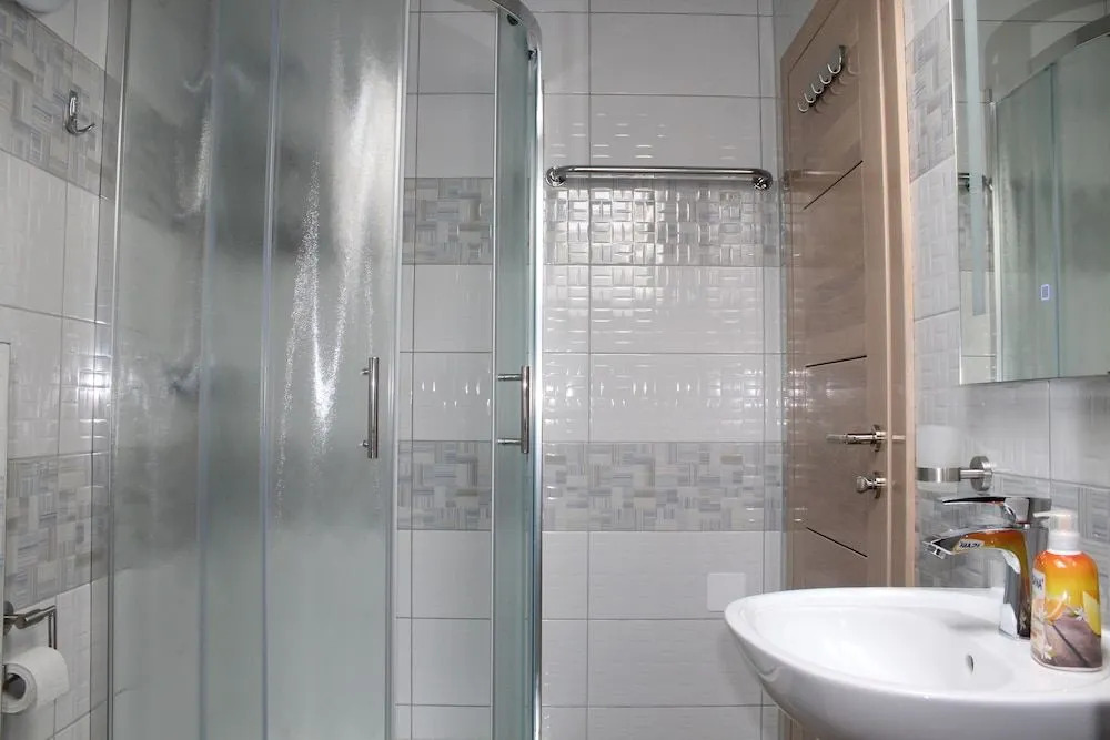 Sobe-Rooms Kvatric
