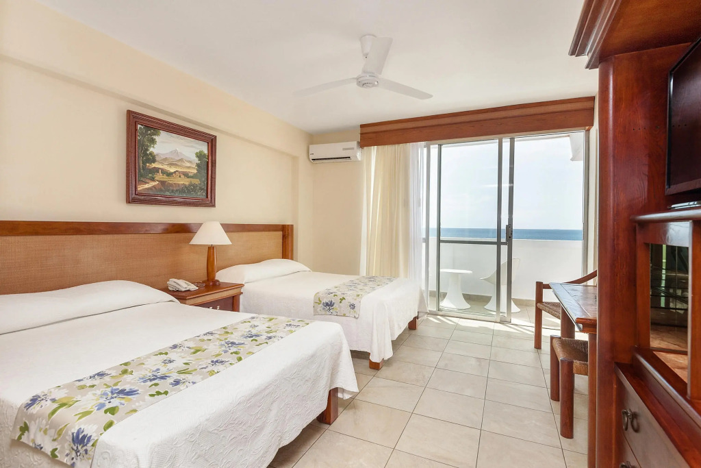 Tropicana Hotel Puerto Vallarta