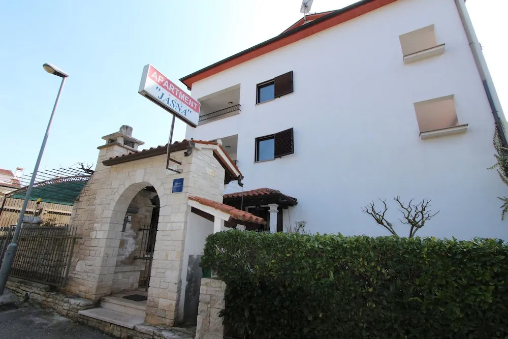 Apartments Jasna