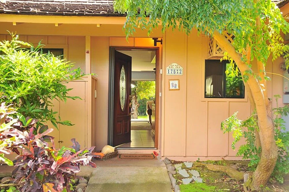 PuaMana 175-2 - 1 Br Condo