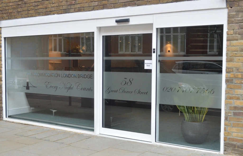 Apartment near London Bridge