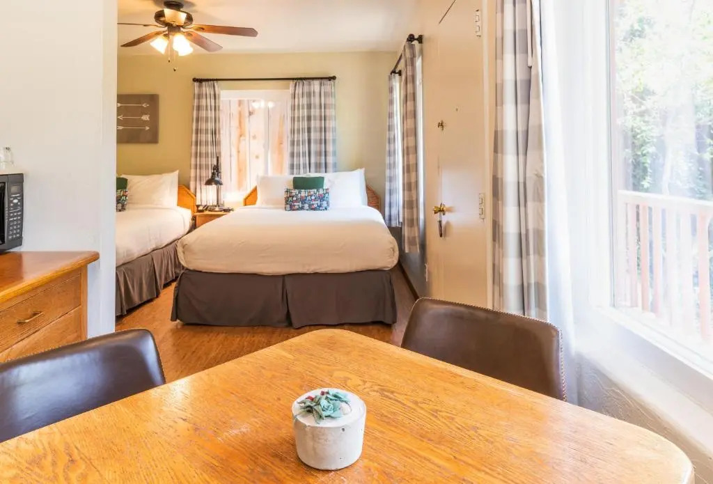 Buckeye Tree Lodge