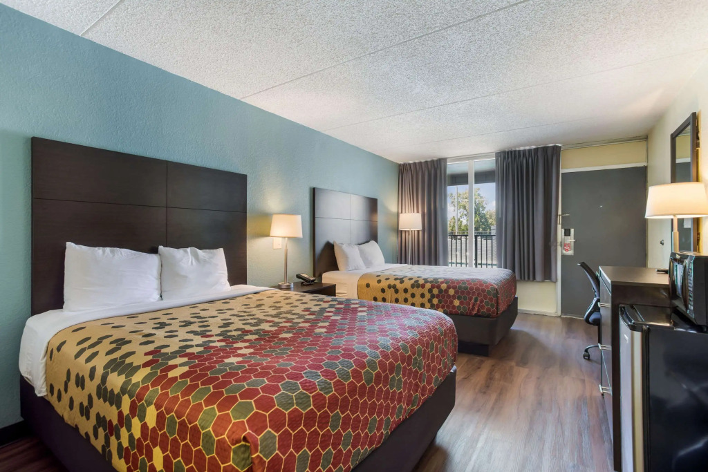 Econo Lodge Gallatin - Metro Nashville