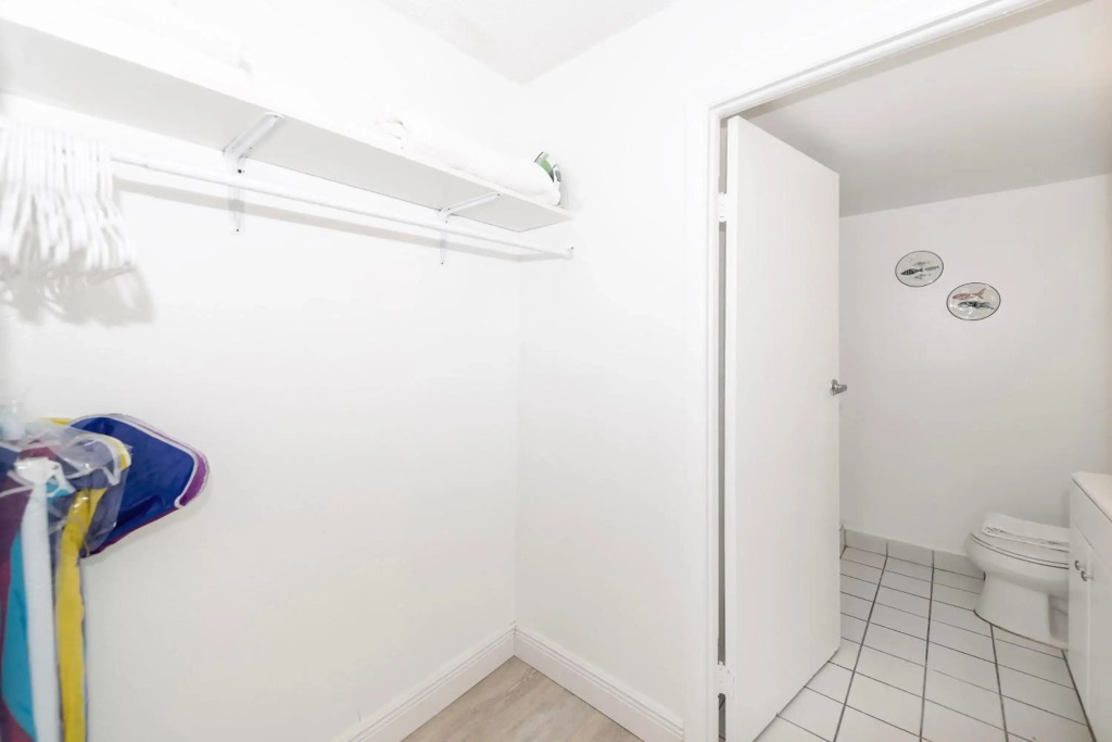 710 South Beach Apartment