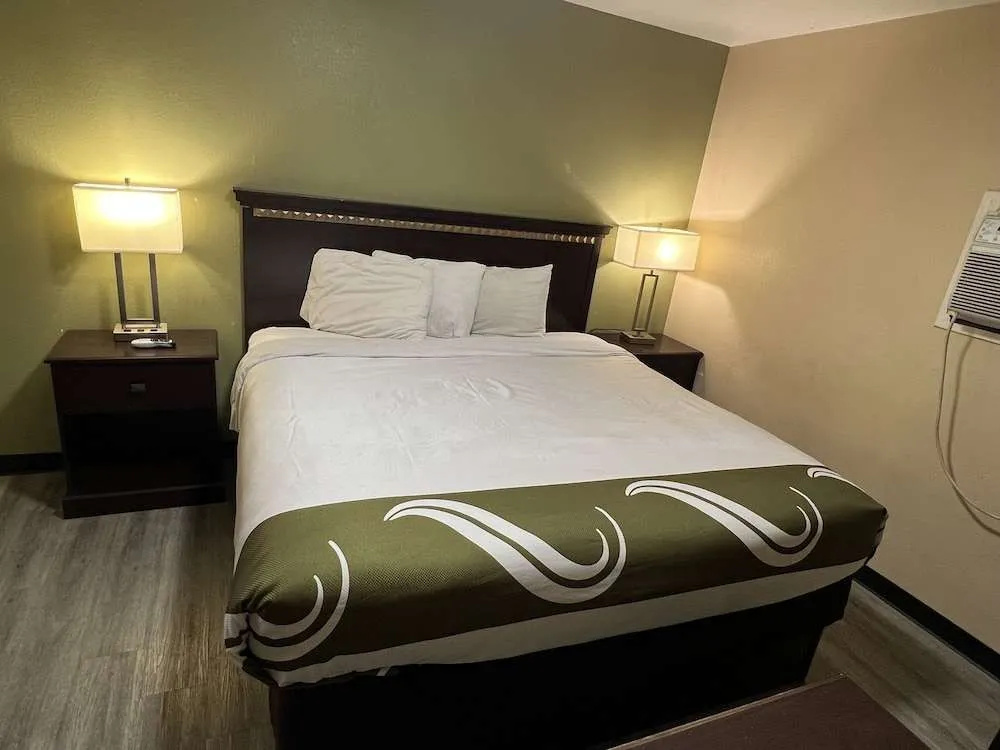 Country Inn-Giddings