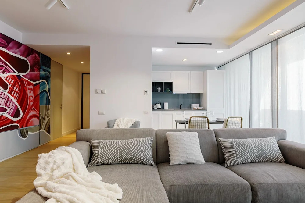 Vernescu Luxury Residence