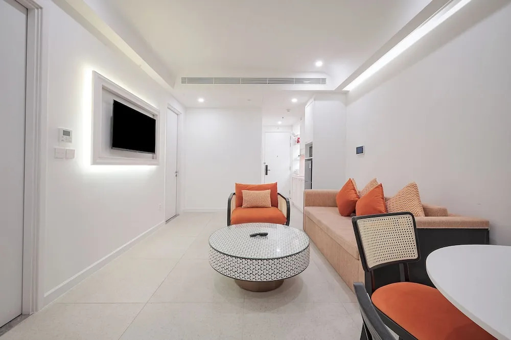 We Young Apartments by HOFs - Fireworks & Ocean view