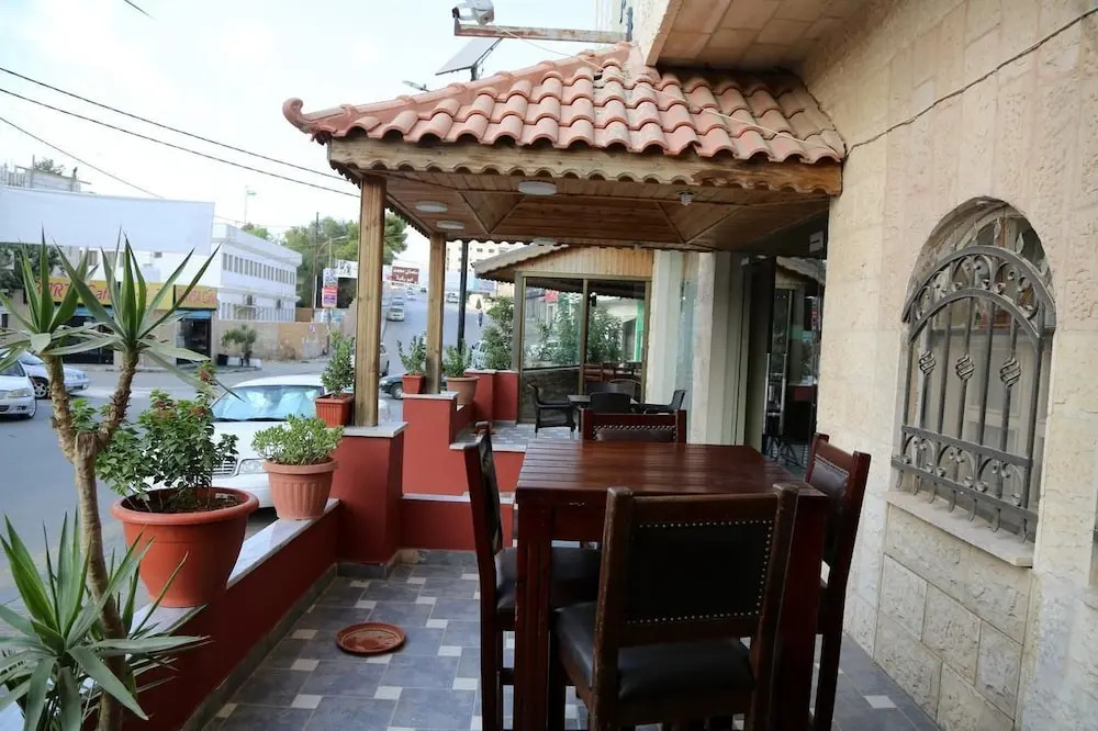 Rumman Hotel