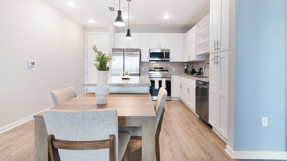 Landing Furnished Apartments Davenport near Northeast Regional Park