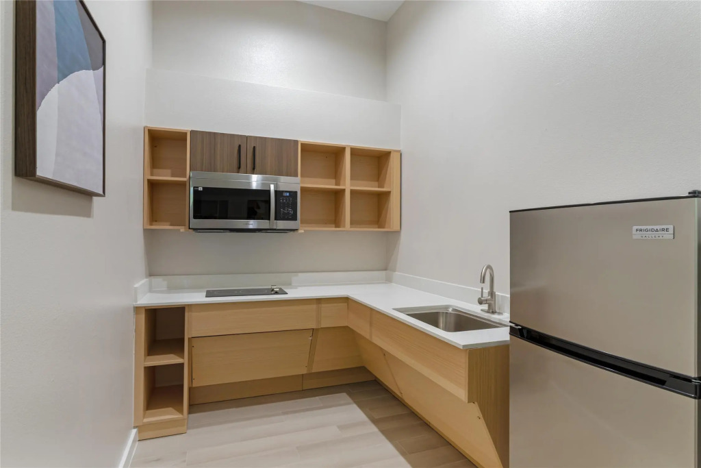 Best Western Plus Pearland/Houston Medical Center Hotel
