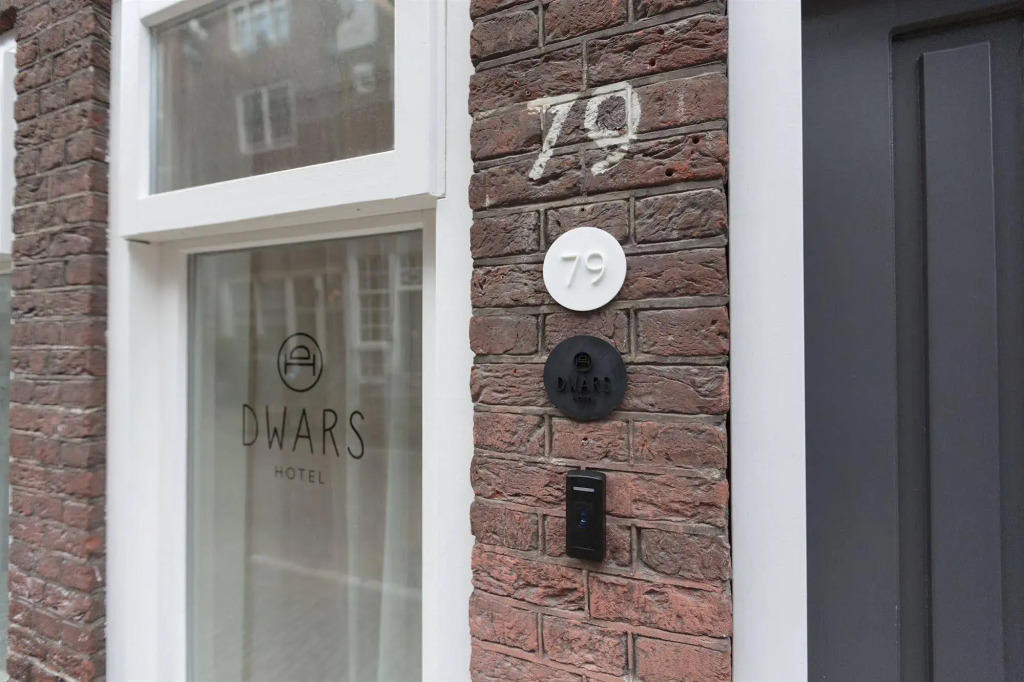 Hotel Dwars