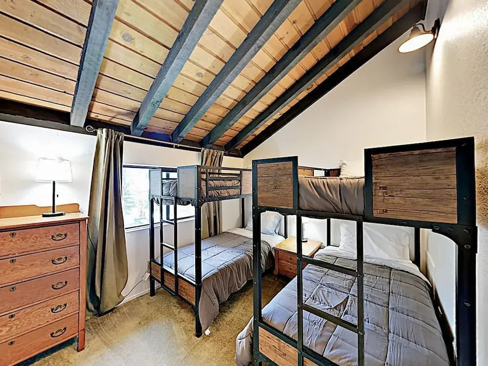Meadow #16 - 3 Br Condo