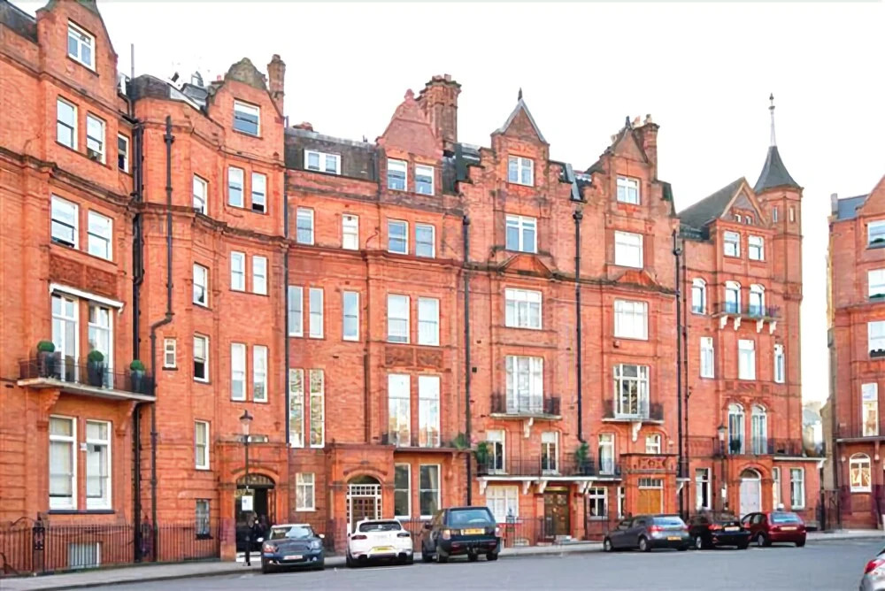 2 Luxe BDR Hans Place by The Residences