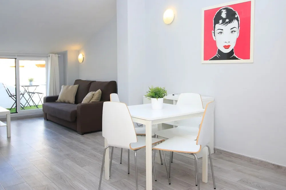 BET Apartments - Tramontana Apartments