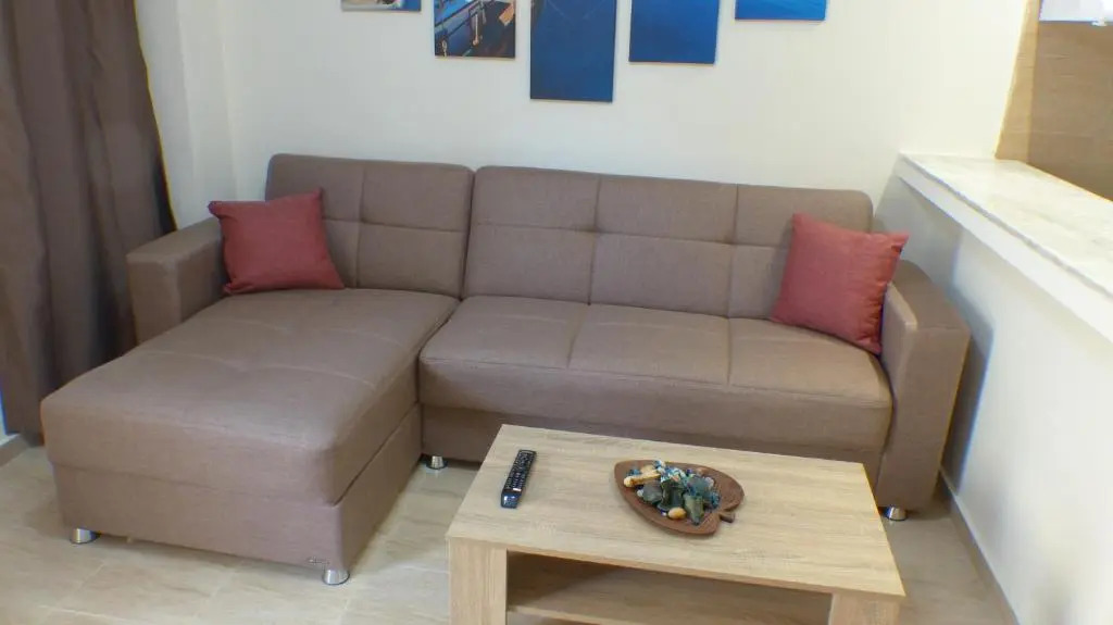 White Apartment 70m from the sea