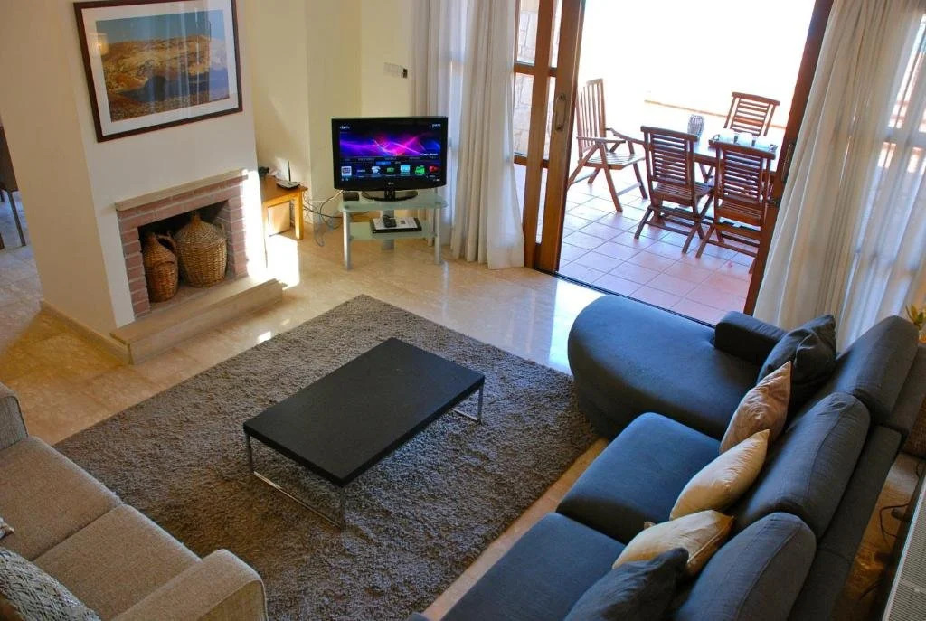 3 BR Villa Limni