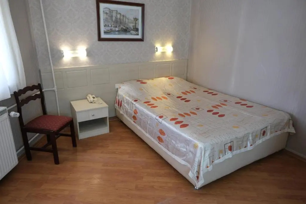 Artan Hotel