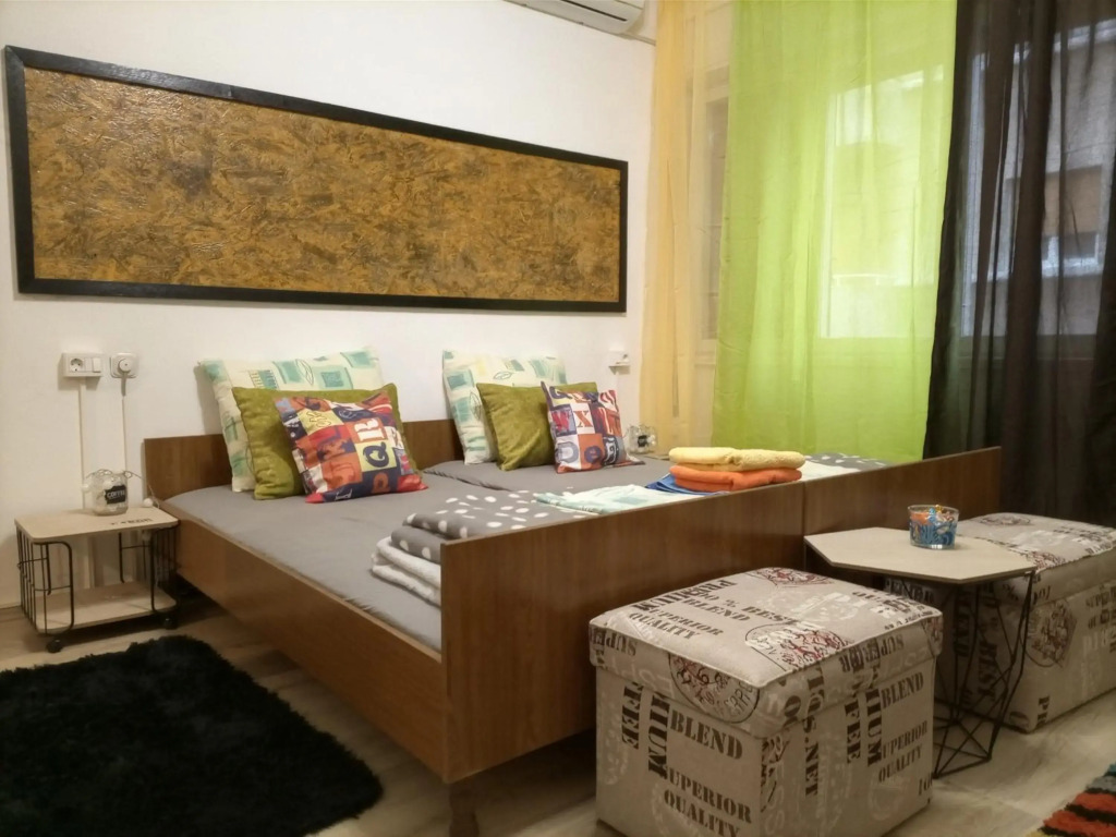 Studio Apartment Corner