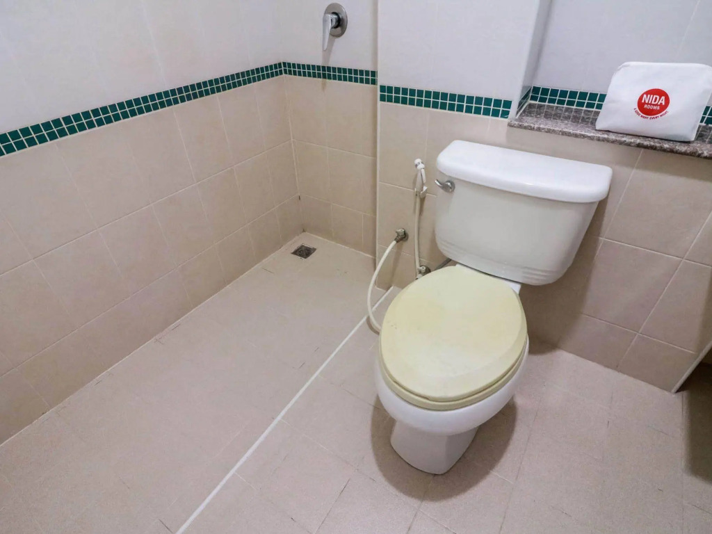 NIDA Rooms Patong Pearl Jung