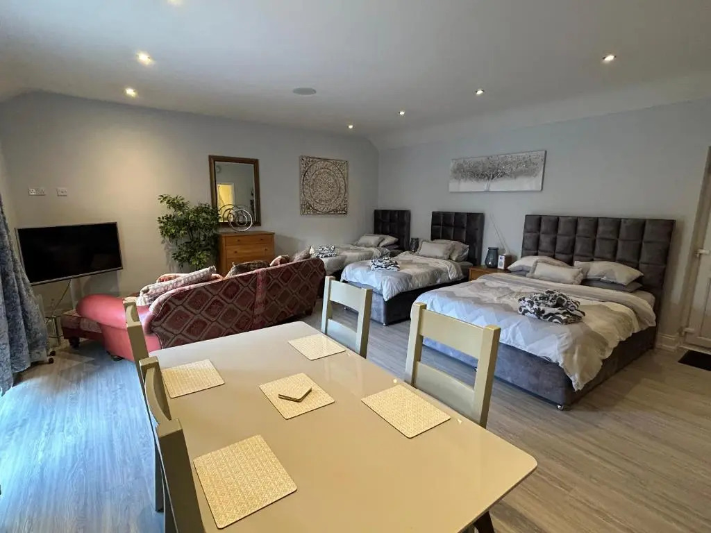Southernwood - Family Studio