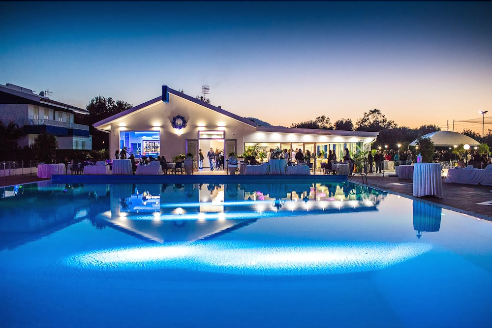 Riviera Del Sole Hotel Resort Spa