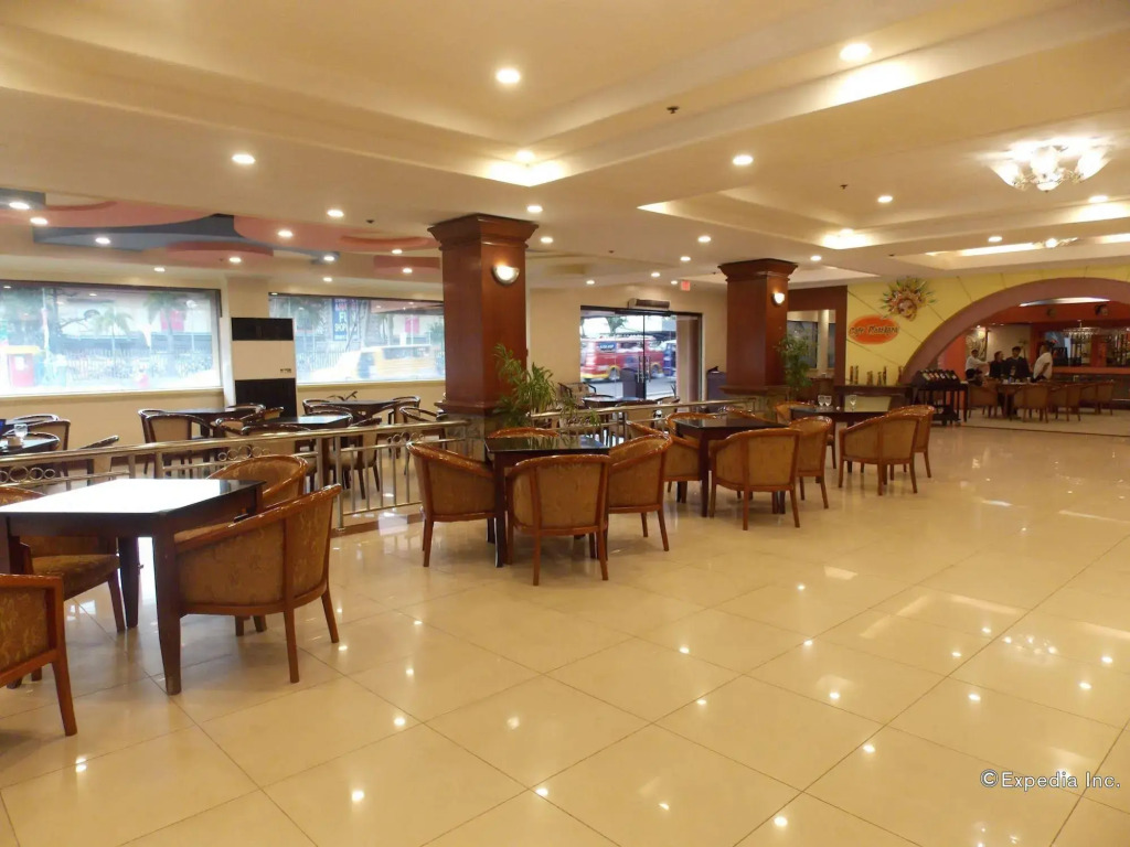 Grand Regal Hotel Bacolod