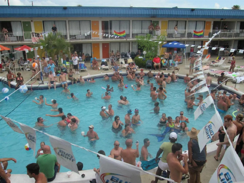 The Flamingo Resort - Adult Resort