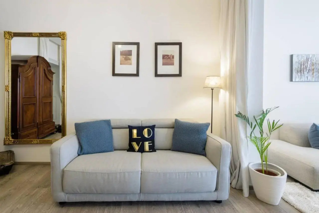 Stylish, Light-Filled Home in the Historic Center